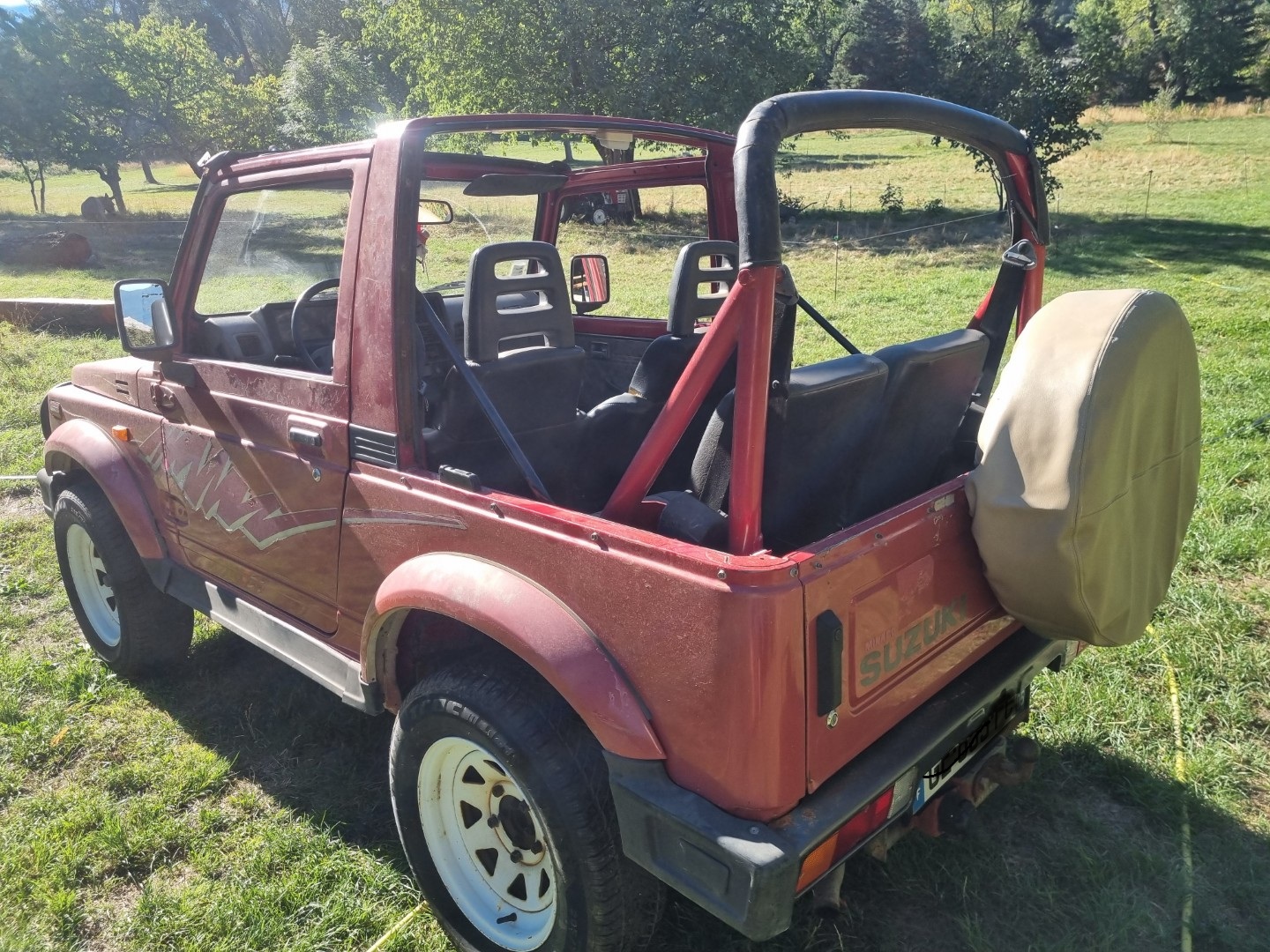 Suzuki Santana Samurai — vue 4